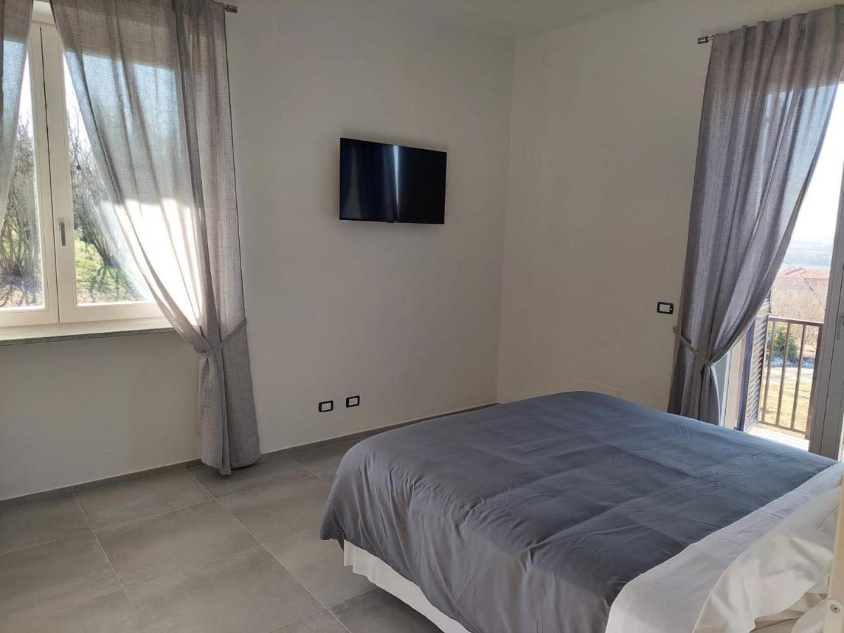 La Casa In Rivalta Βίλα Verduno Εξωτερικό φωτογραφία