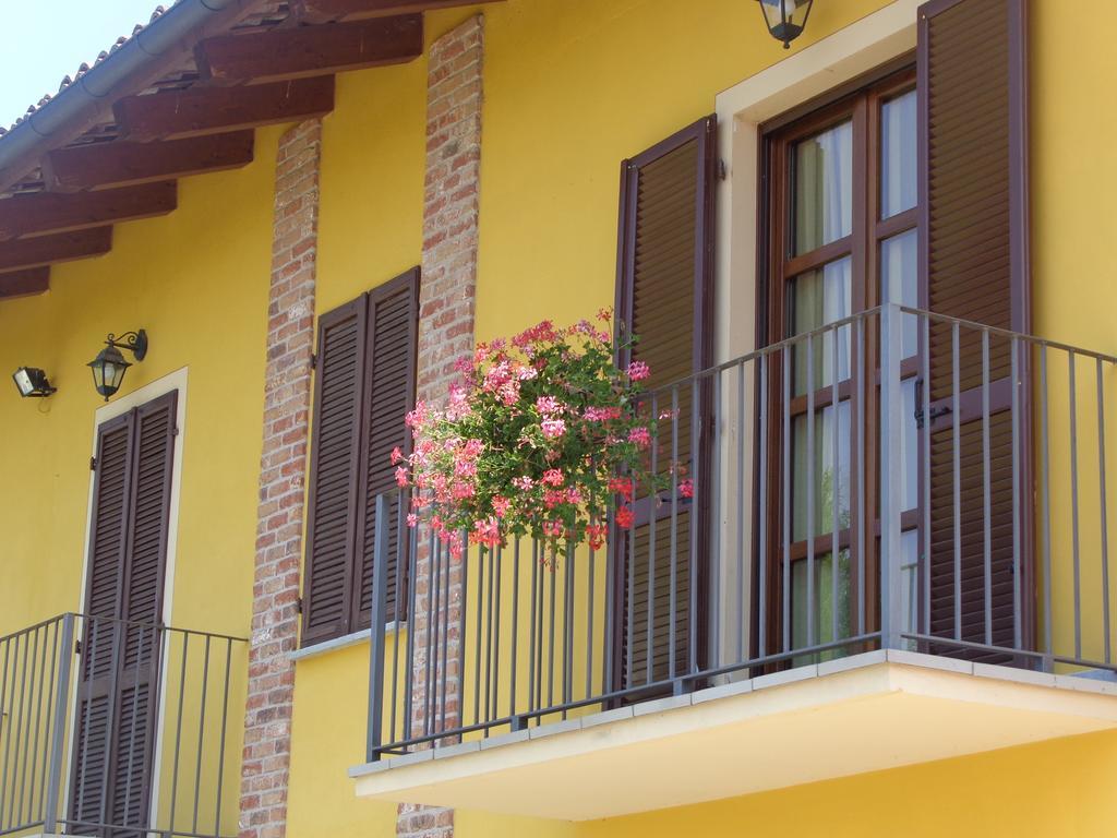 La Casa In Rivalta Βίλα Verduno Εξωτερικό φωτογραφία